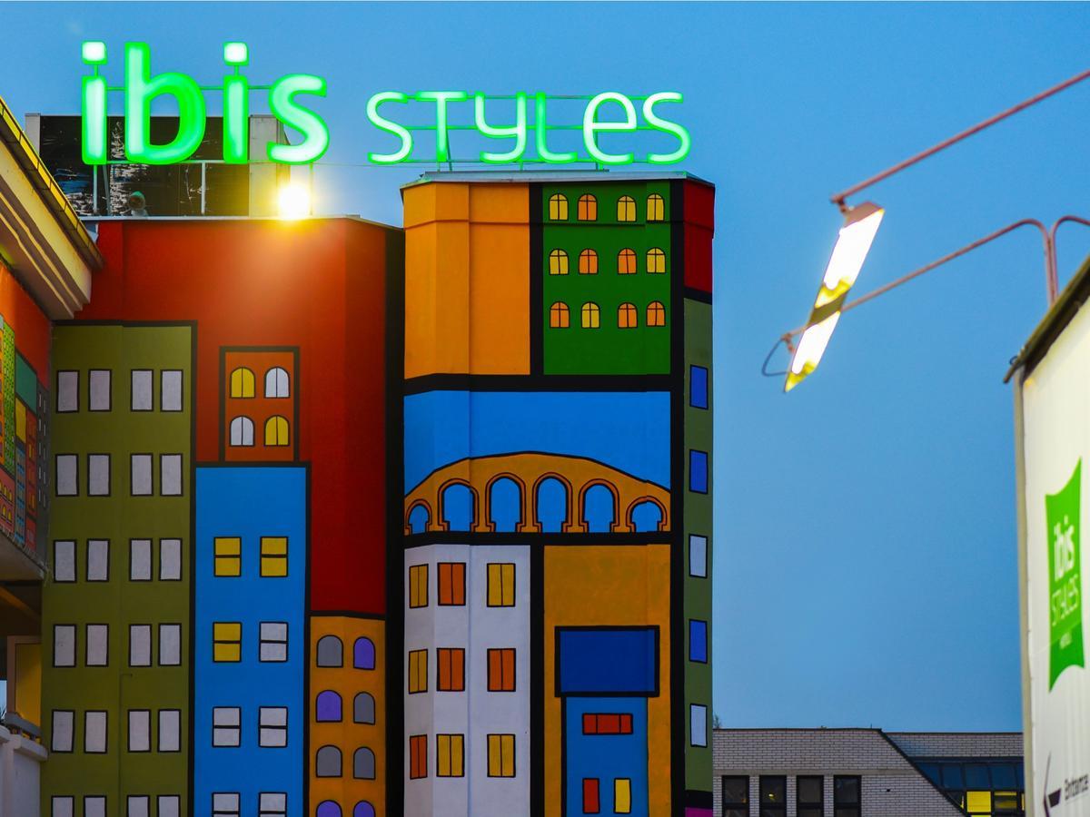Ibis Styles Skopje Hotel Exterior photo